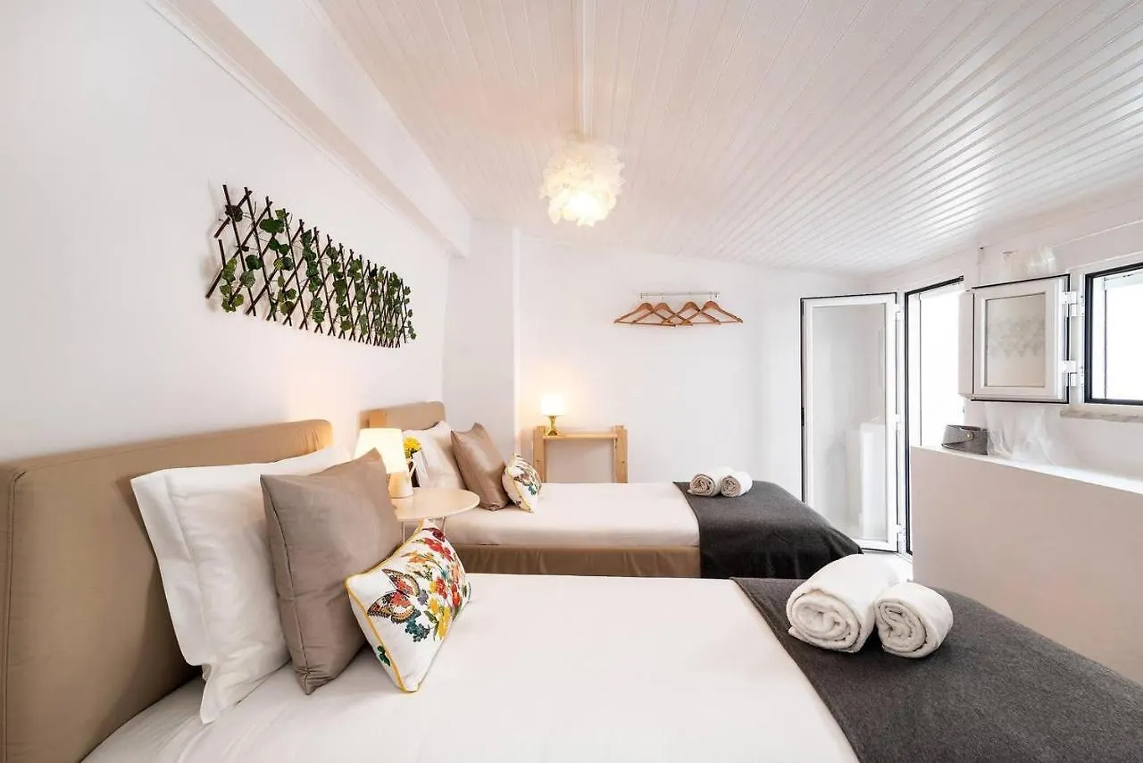 Urban & Trendy Duplex Close To Lx Factory By Trip2Portugal Lisboa 0*,