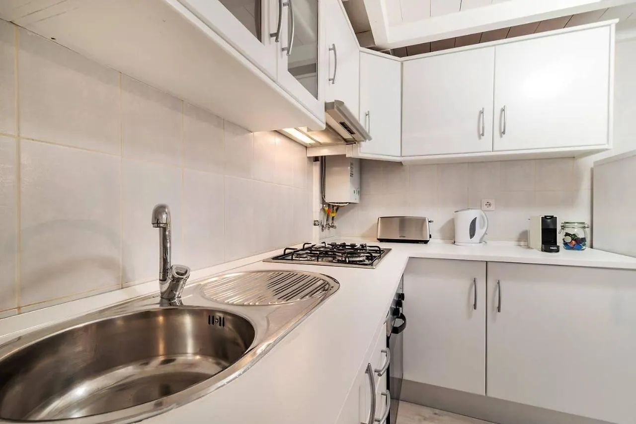 Lejlighed Urban & Trendy Duplex Close To Lx Factory By Trip2Portugal Lisboa